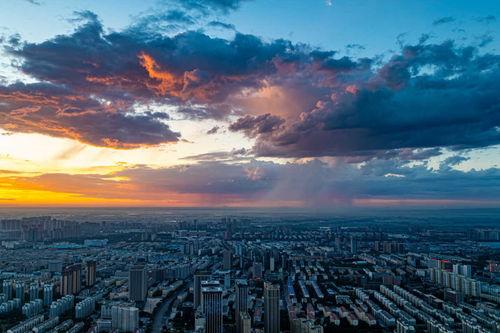 朝阳天空成惊艳,惊艳瞬间，定格美好